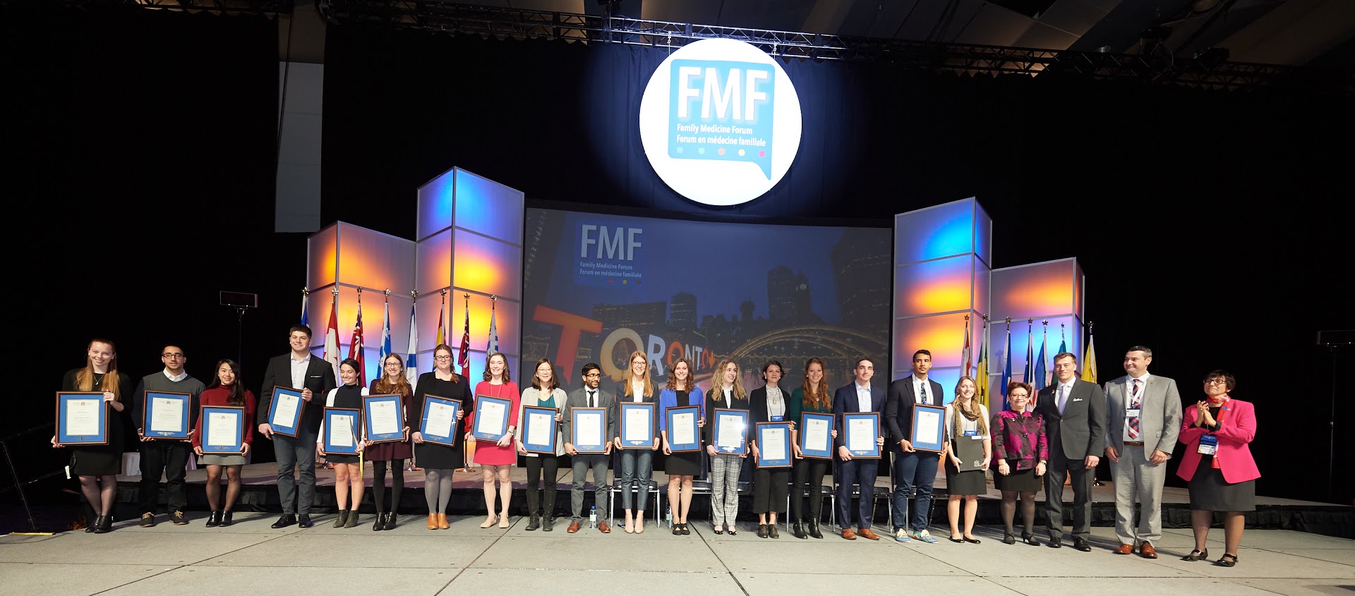 Group photo of recipients of Medical Student Scholarships at FMF 2018